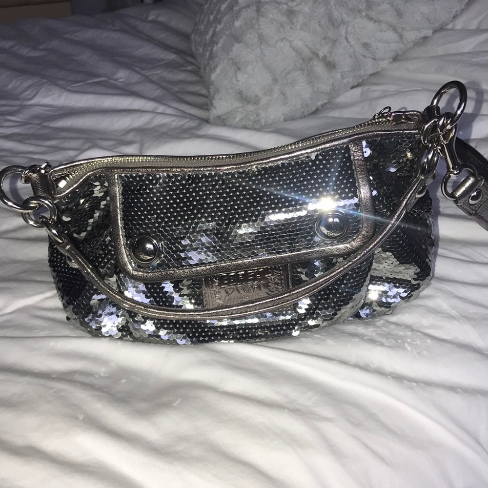 Crossbody bag